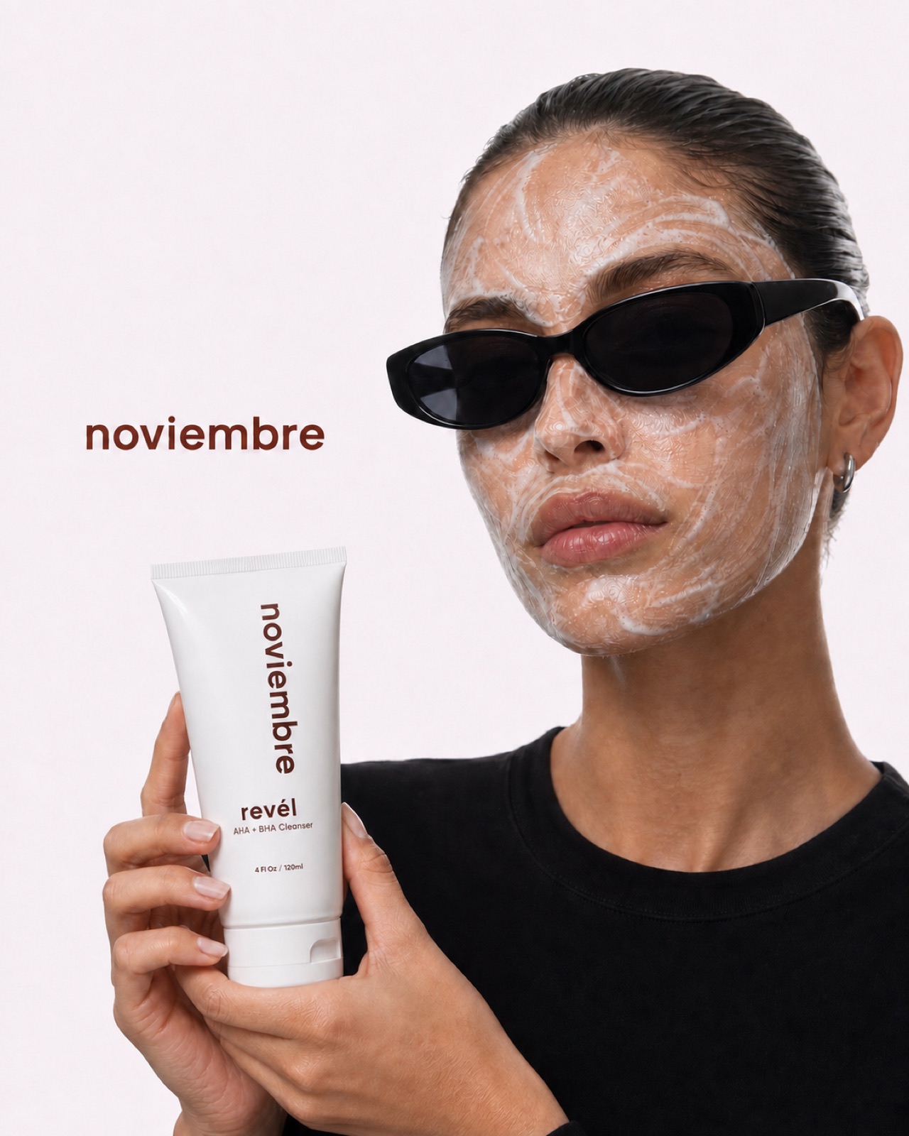 Rev&eacute;l cleanser